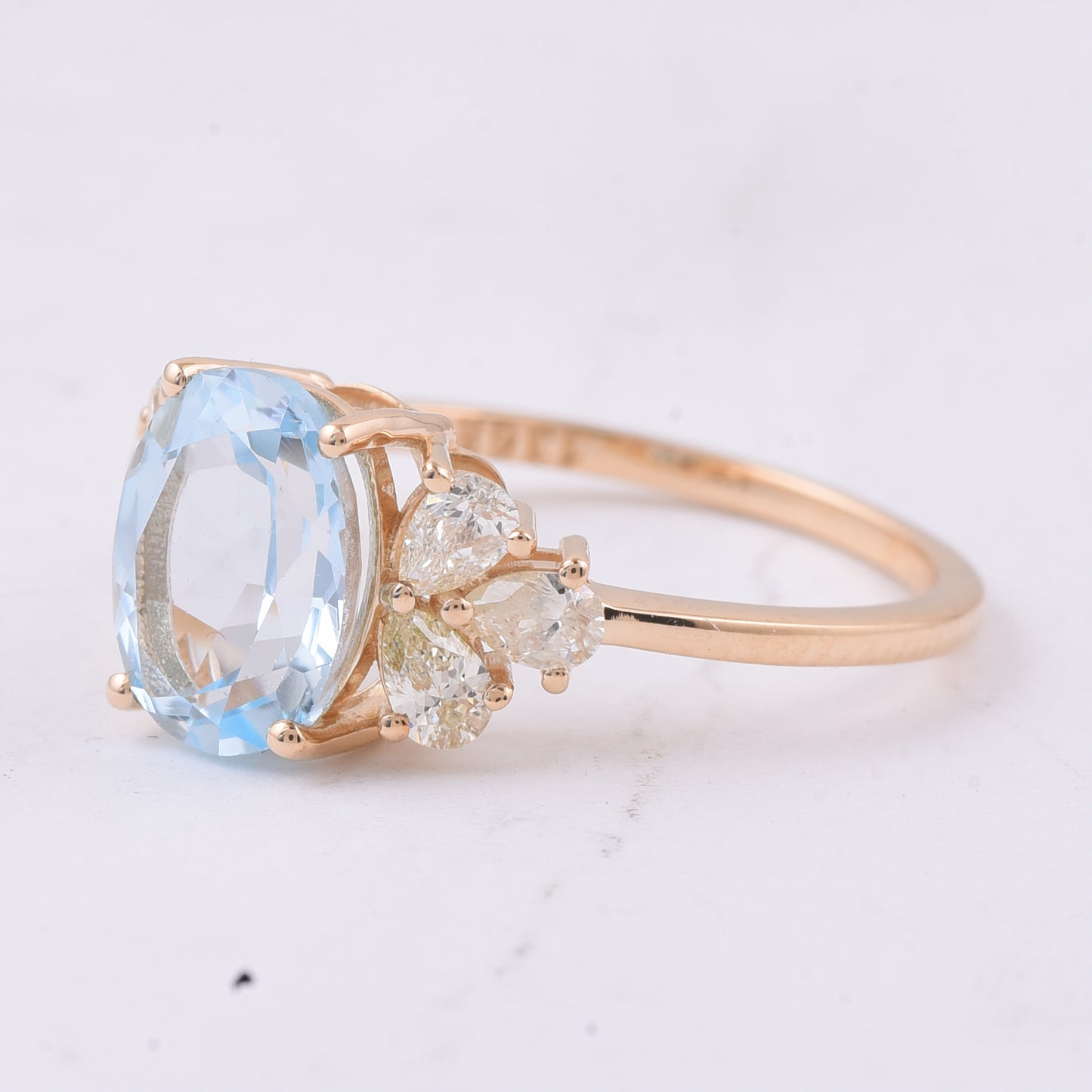 2.79 Ct Oval Natural Topaz 14K Gold Ring