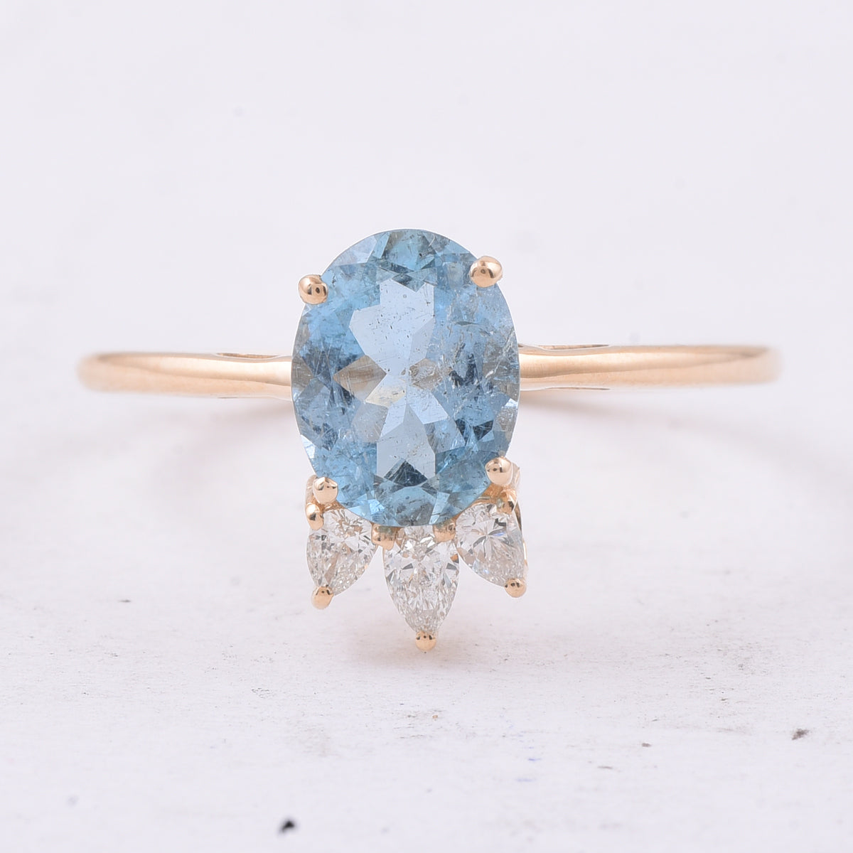 1.20 Ct Oval Natural Aquamarine 14K Gold Ring