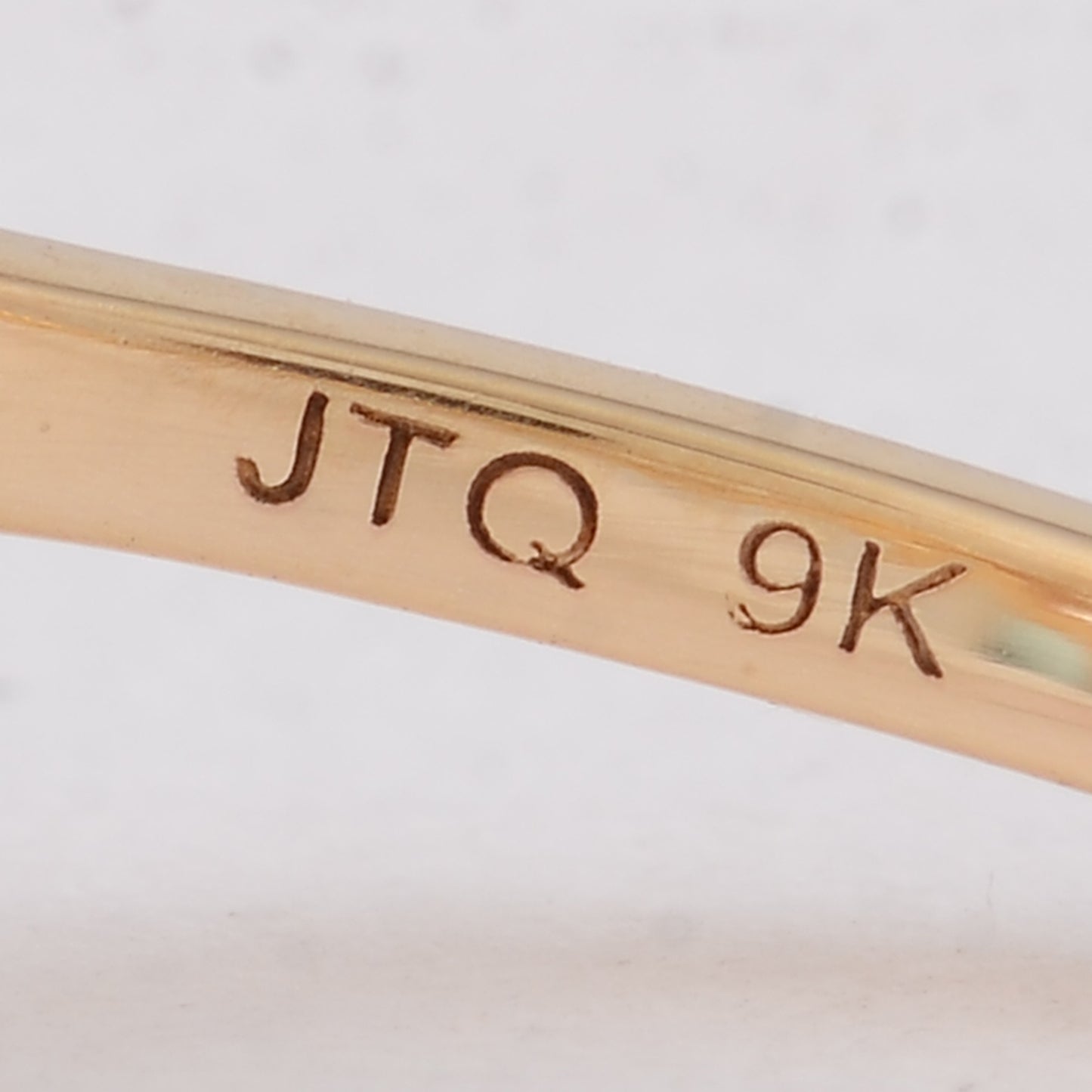 2.18 Ct Oval Pink Topaz 9K Gold Ring