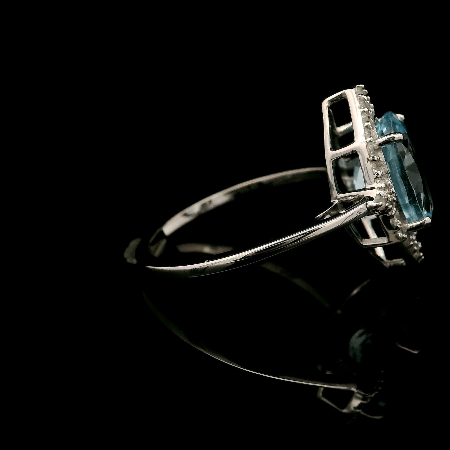 3.57 Ct Oval Blue Topaz, White Zircon 925 Sterling Silver Ring