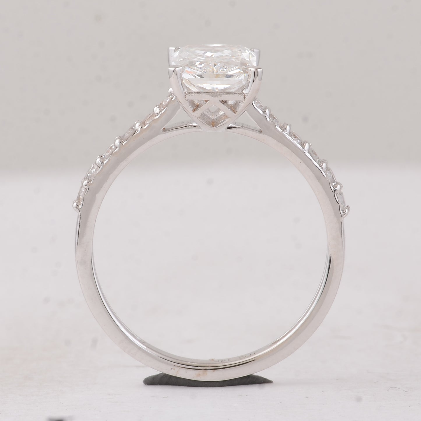 2.37 Carats Lab Grown Diamond 14K Gold Ring