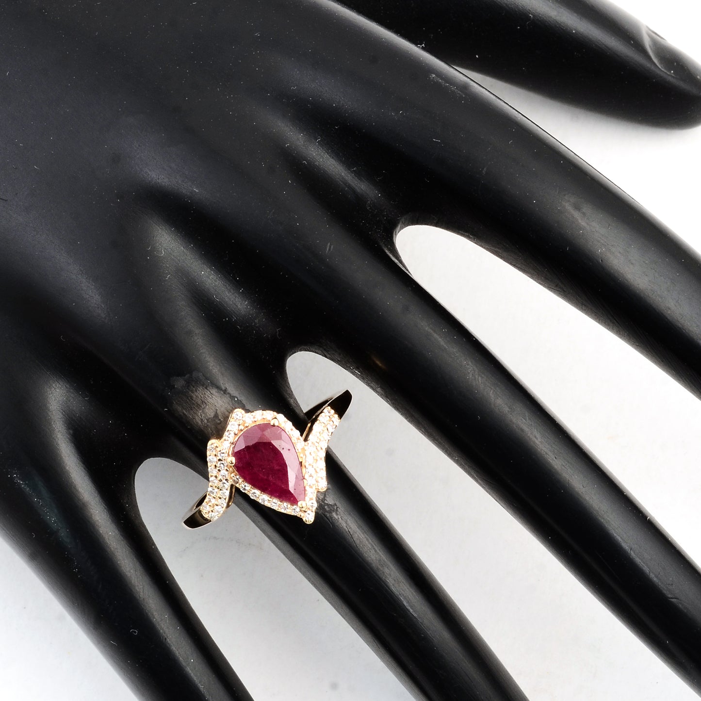 1.44 Ct Pear Mixed Cut Natural Corundum Ruby 14K Gold Ring