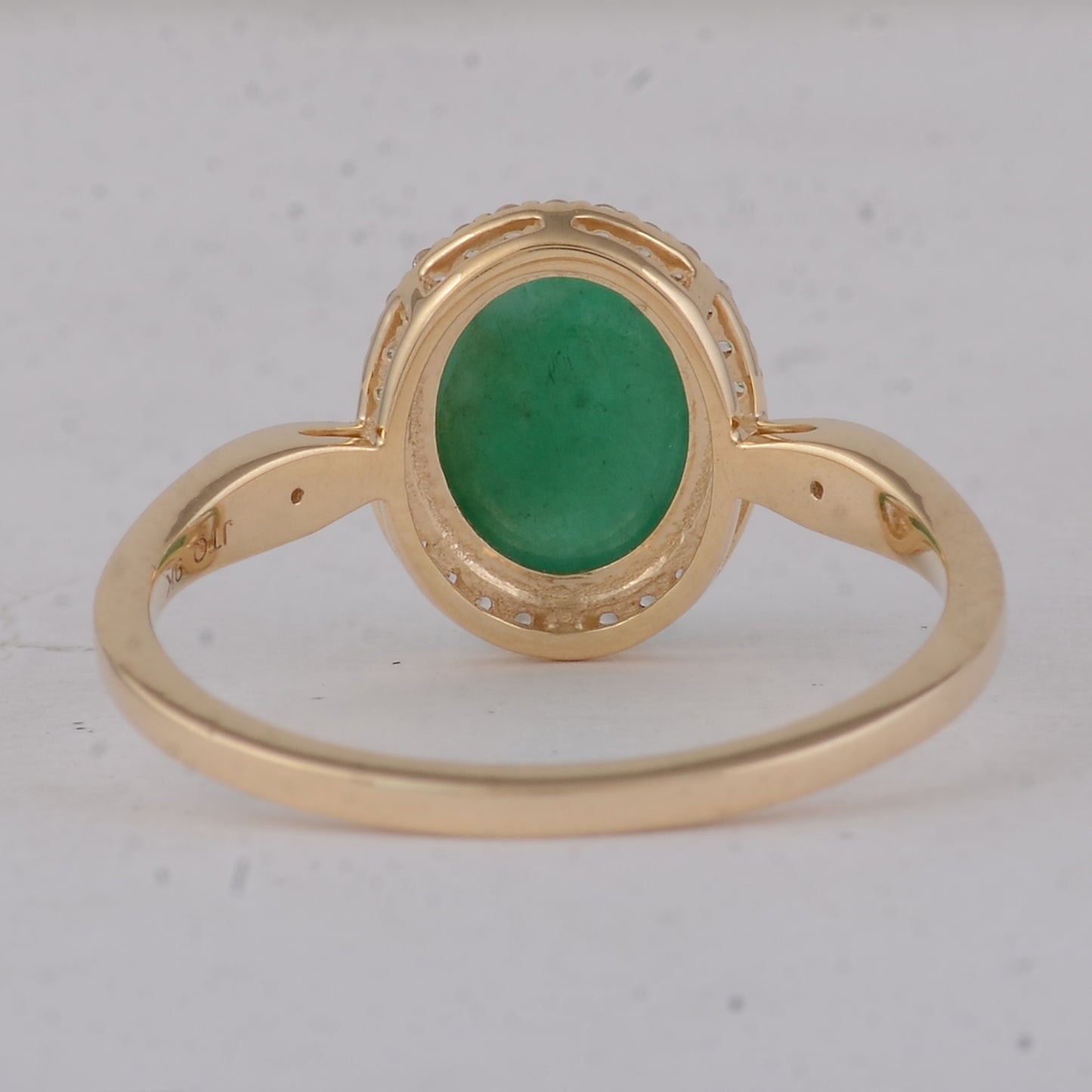 1.96 Ct Oval Emerald 9K Gold Ring