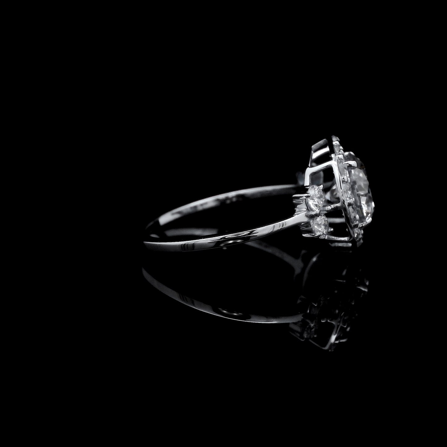 2.08 Carats Lab Grown Diamond 14K Gold Ring