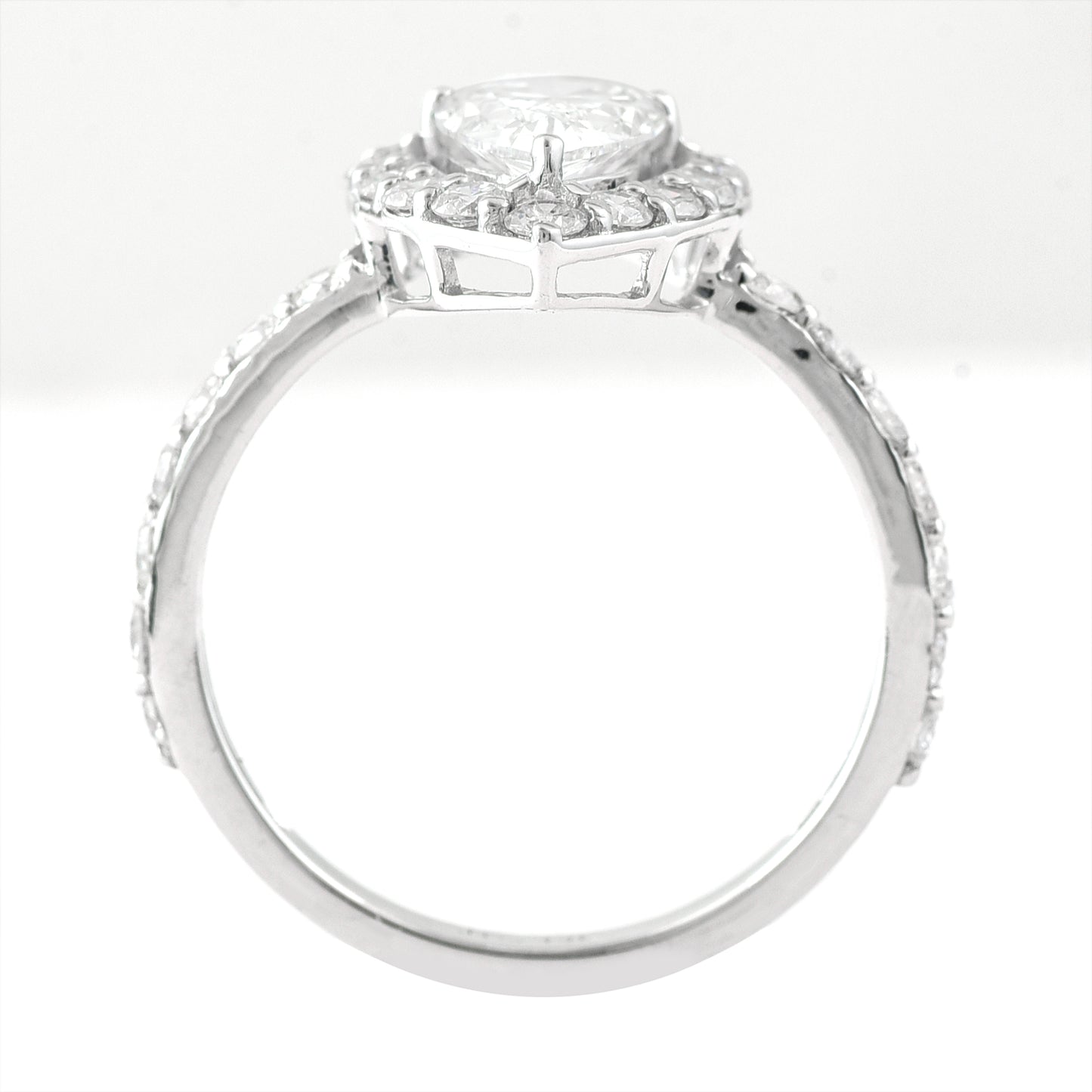2.37 Carats Lab Grown Diamond 14K Gold Ring