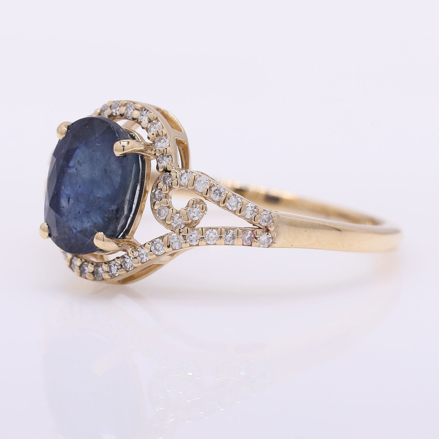 2.46 Ct Oval Mixed Cut Natural Sapphire 14K Gold Ring