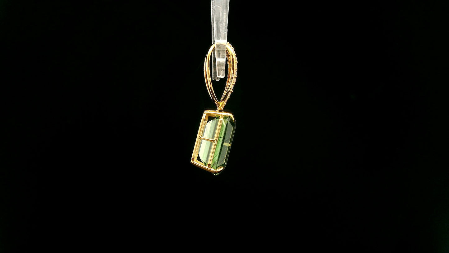 5.12 Ct Octagon Peridot 14K Gold Pendant