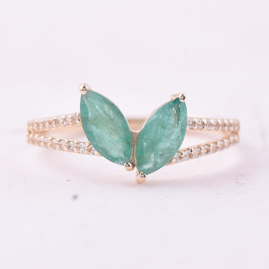 0.89 Ct Marquise Emerald 9K Gold Ring