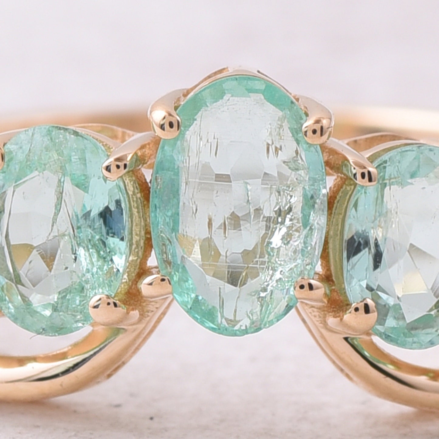 1.53 Ct Oval Natural Emerald 14K Gold Ring