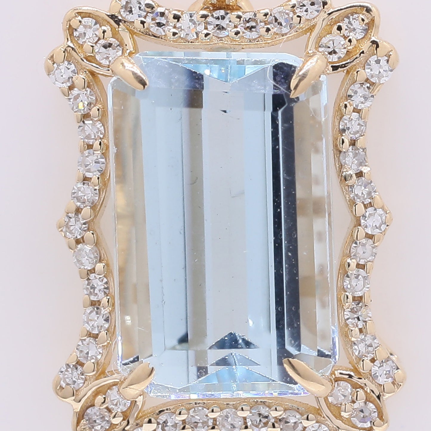 3.06 Ct Octagon Step Cut Natural Aquamarine 14K Gold Pendant