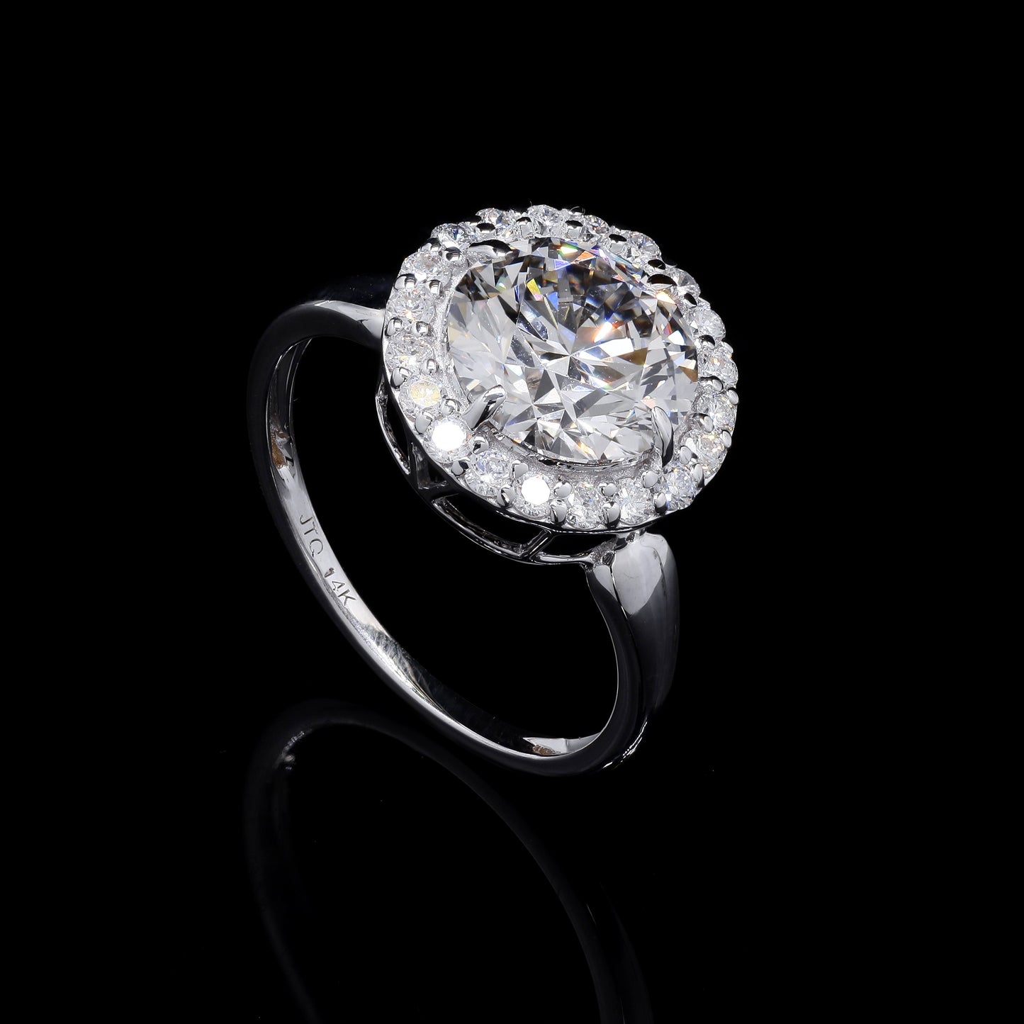 3.19 Carats Lab Grown Diamond 14K Gold Ring