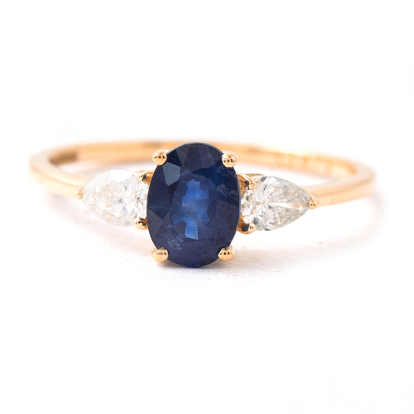 1.33 Ct Oval Sapphire 14K Gold Ring