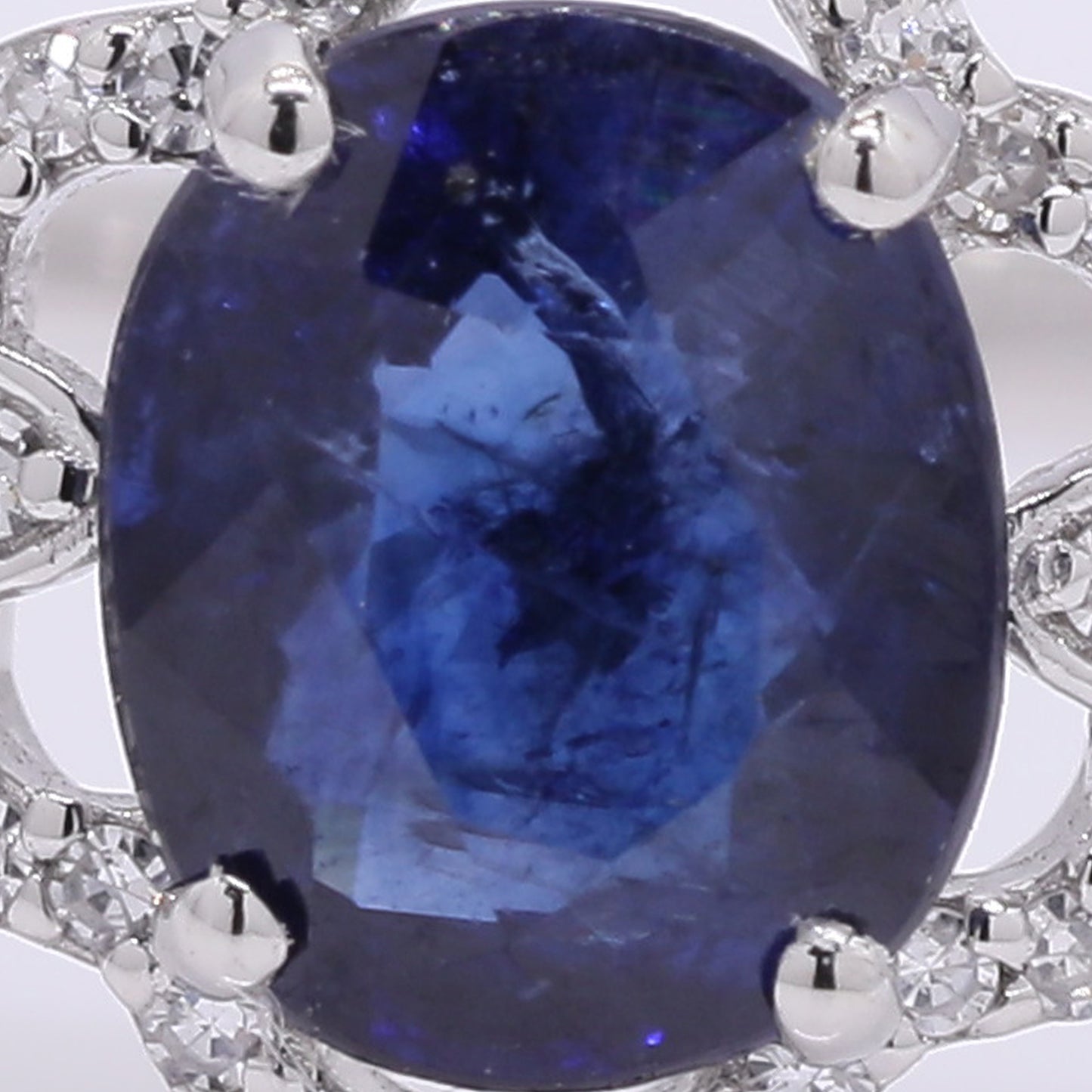 1.67 Ct Cushion Mixed Cut Natural Sapphire 950 Platinum Ring