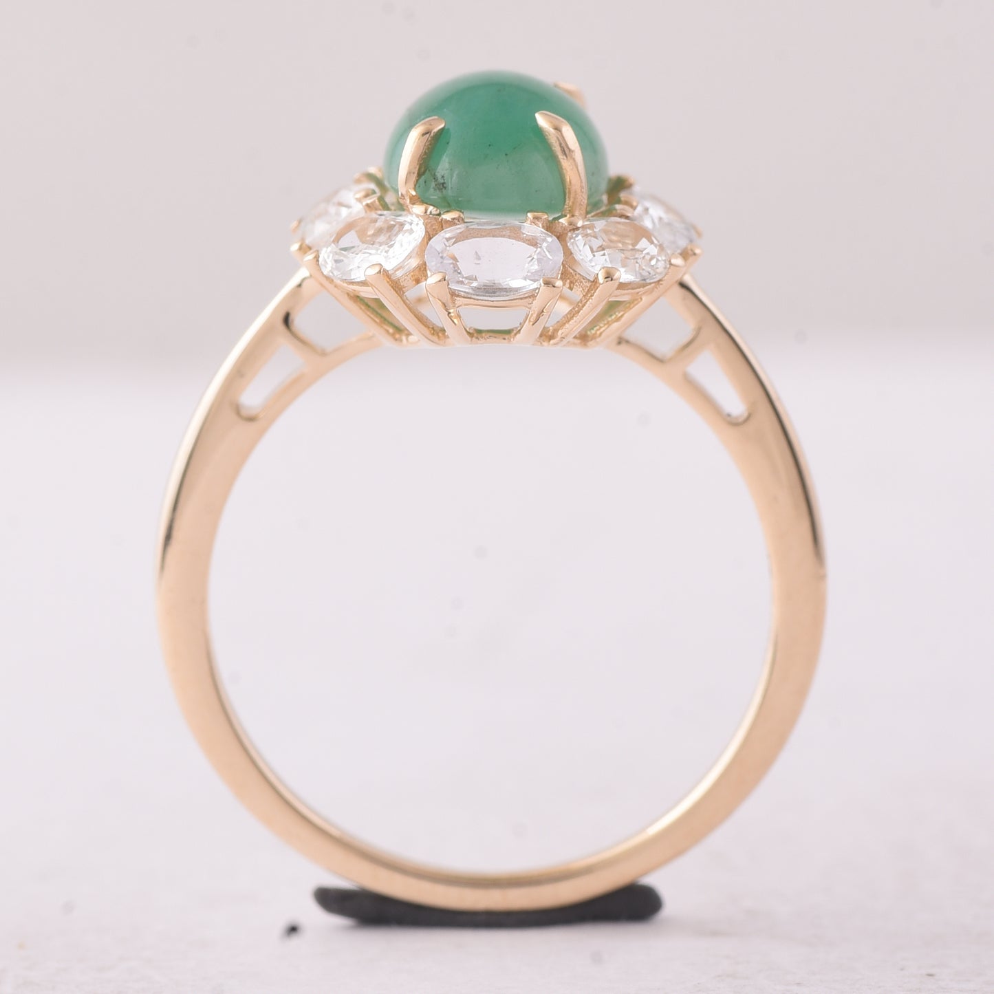 3.46 Ct Oval Emerald 9K Gold Ring