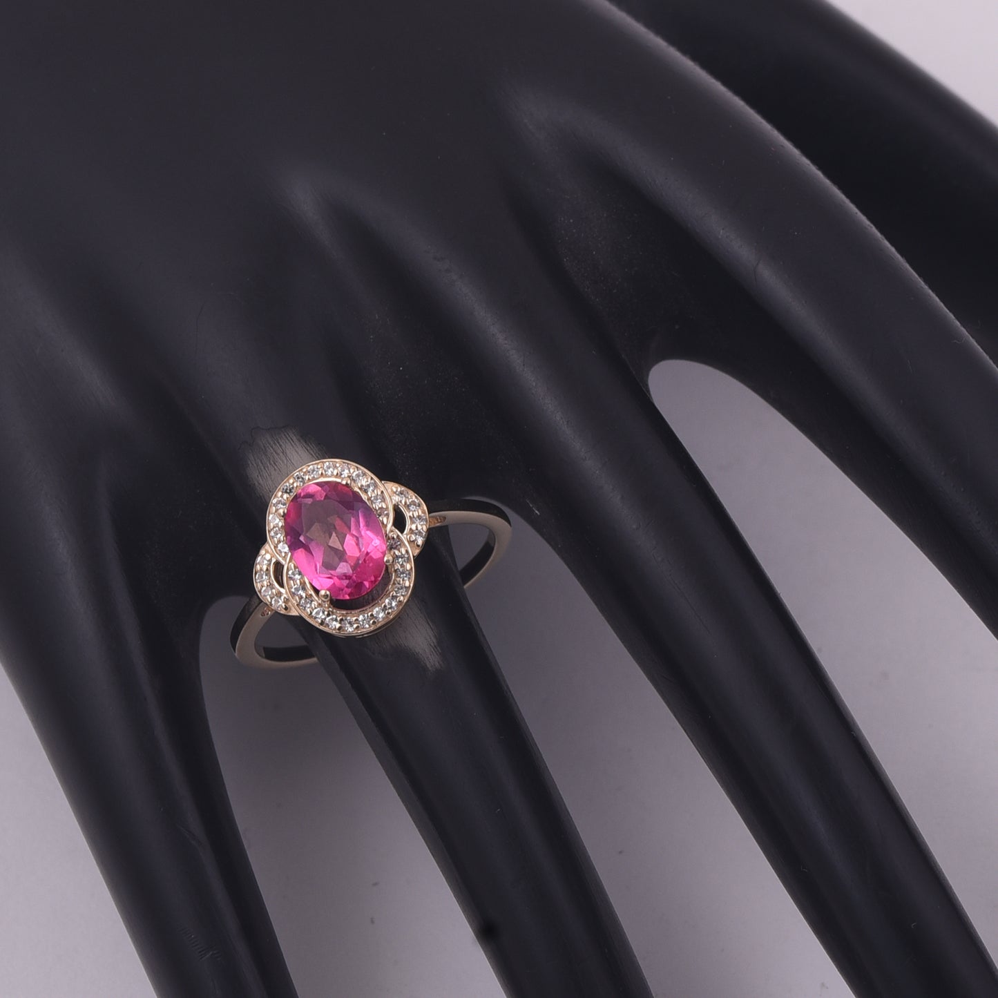 1.48 Ct Oval Pink Topaz 9K Gold Ring