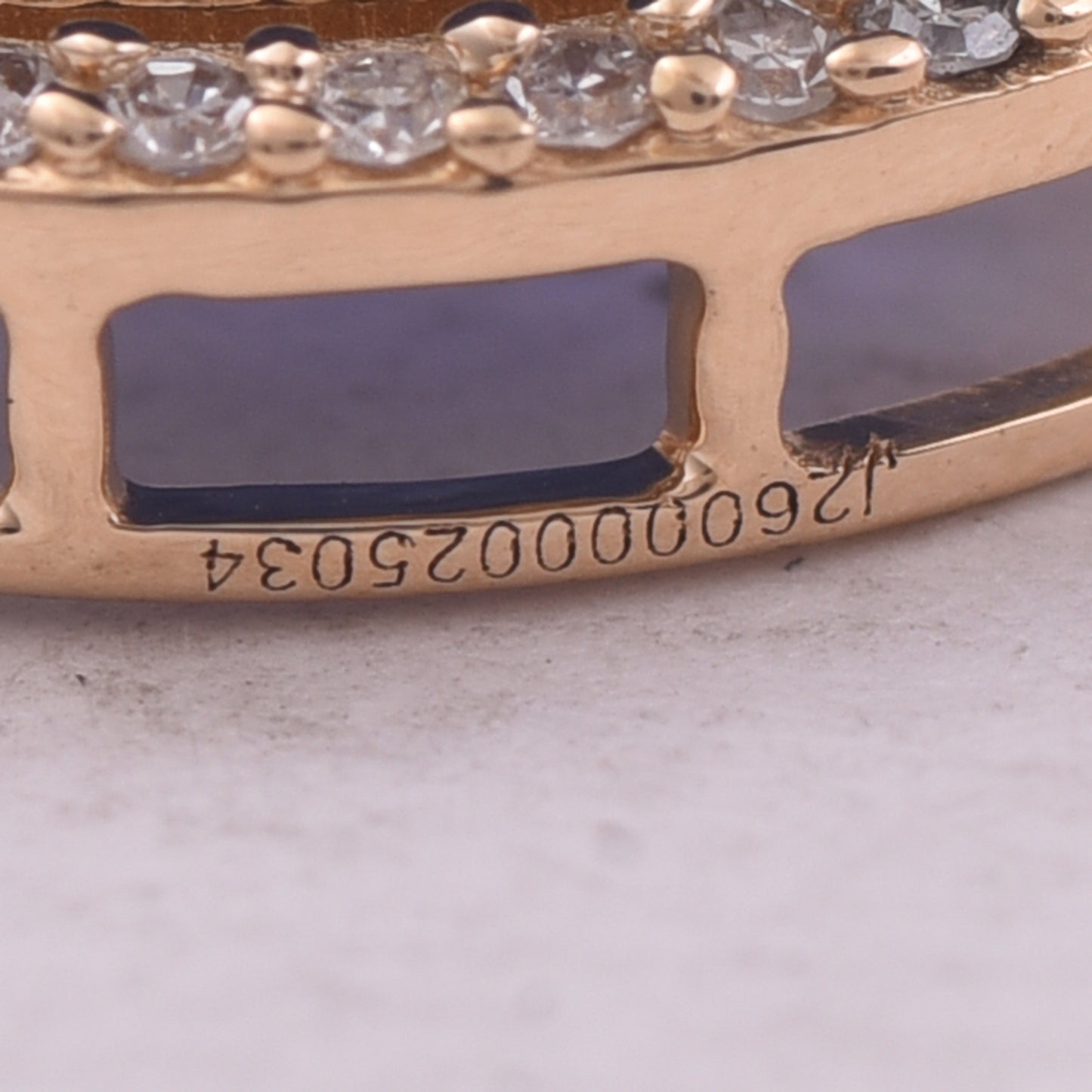 3.87 Ct Oval Mixed Cut Natural Sapphire 14K Gold Pendant