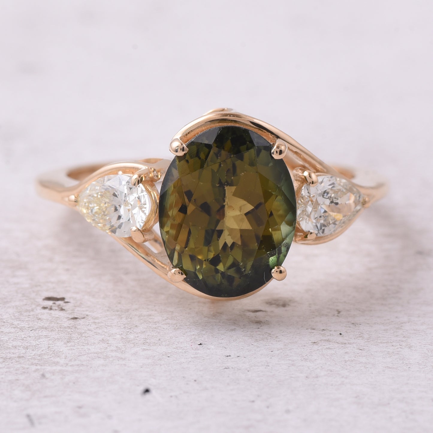 3.50 Ct Oval Natural Tourmaline 14K Gold Ring