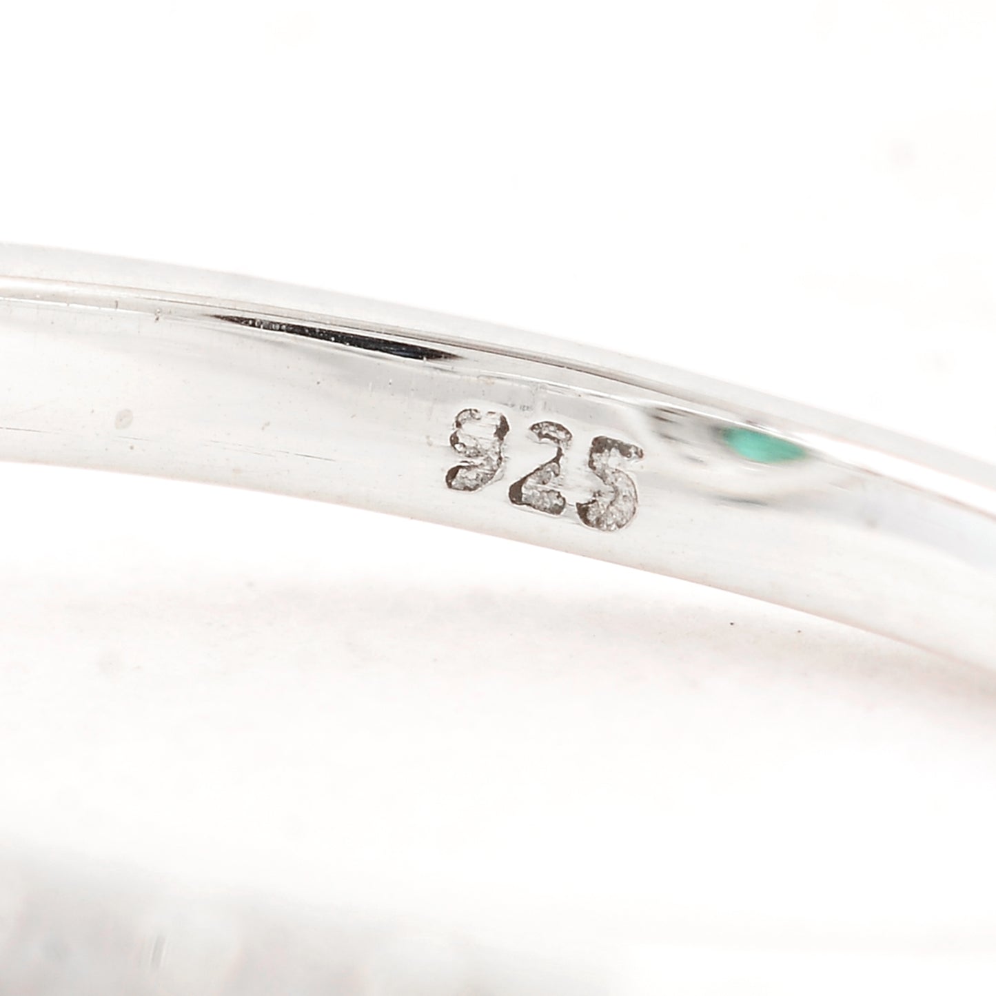 1.62 Ct Oval Green Topaz 925 Sterling Silver Ring