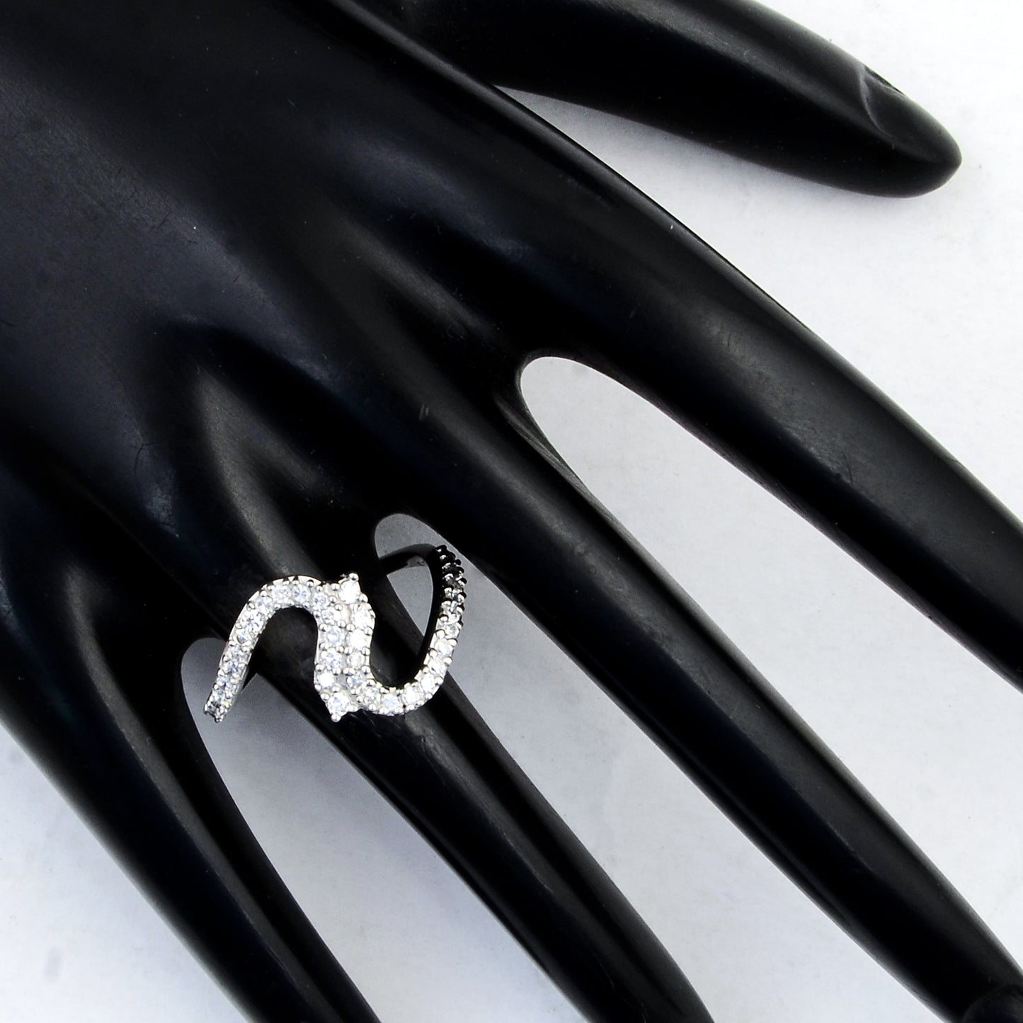 2.30 Ct Cubic Zirconia 925 Sterling Silver Ring