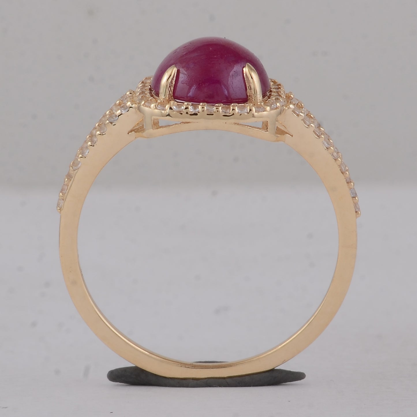 2.79 Ct Round Ruby 9K Gold Ring