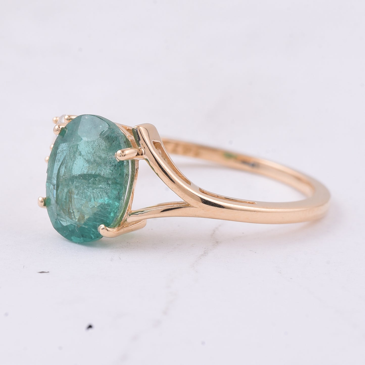 1.99 Ct Oval Natural Emerald 14K Gold Ring