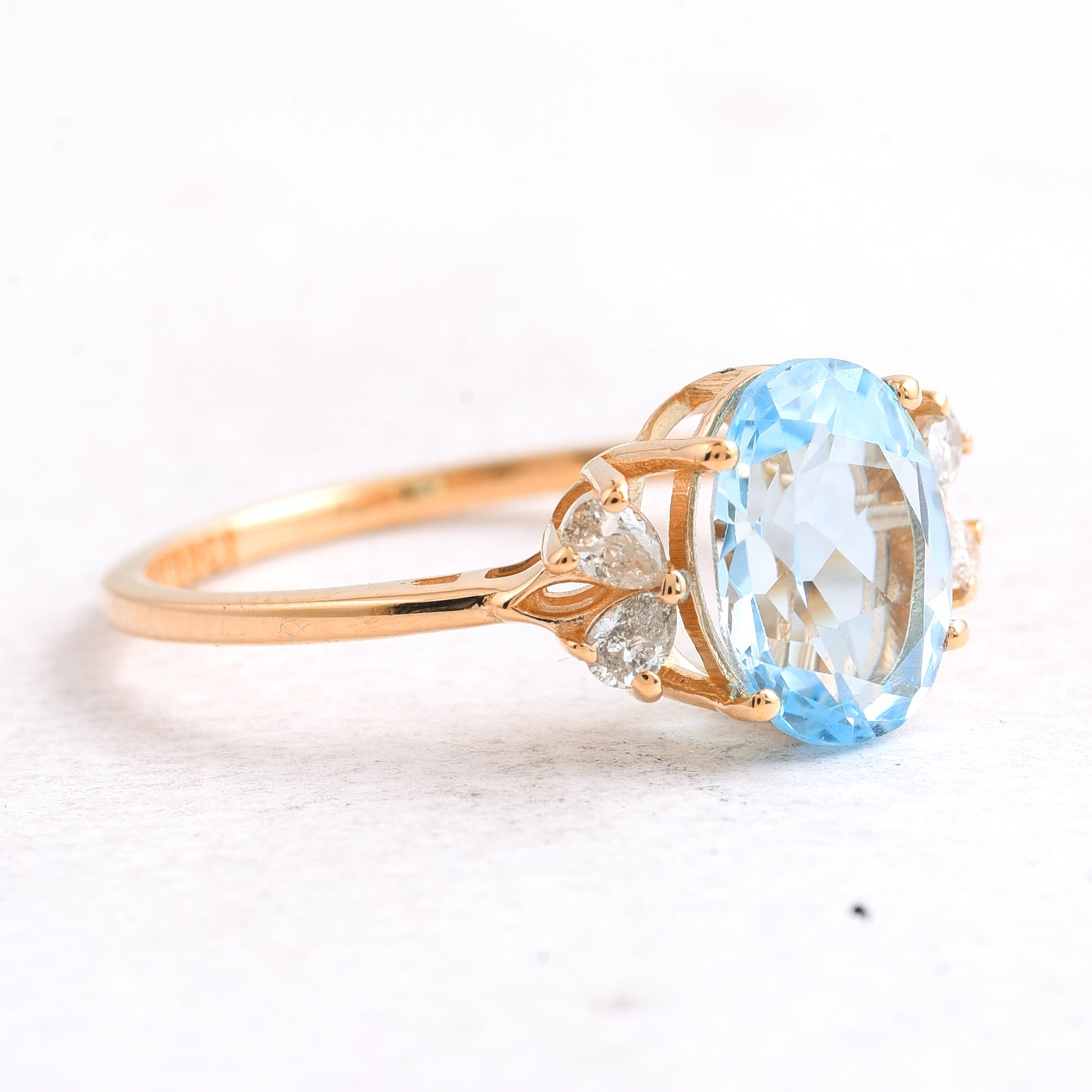 2.53 Ct Oval Mixed Cut Natural Topaz 14K Gold Ring