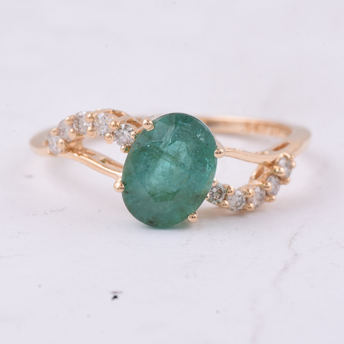 1.50 Ct Oval Natural Emerald 14K Gold Ring