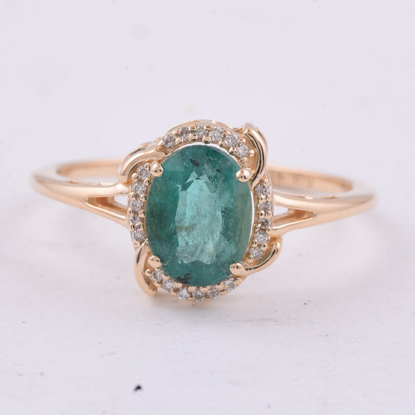 1.27 Ct Oval Natural Emerald 14K Gold Ring