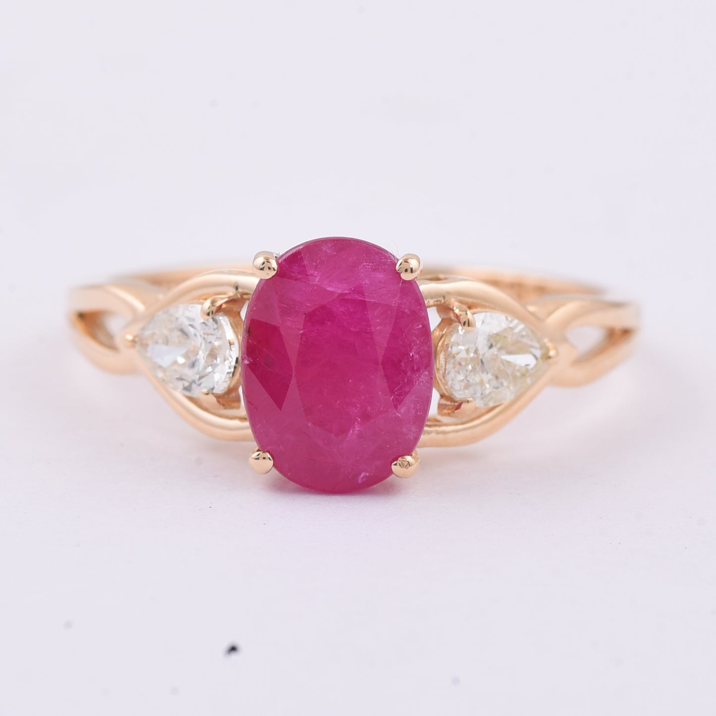 2.82 Ct Oval Natural Ruby 14K Gold Ring