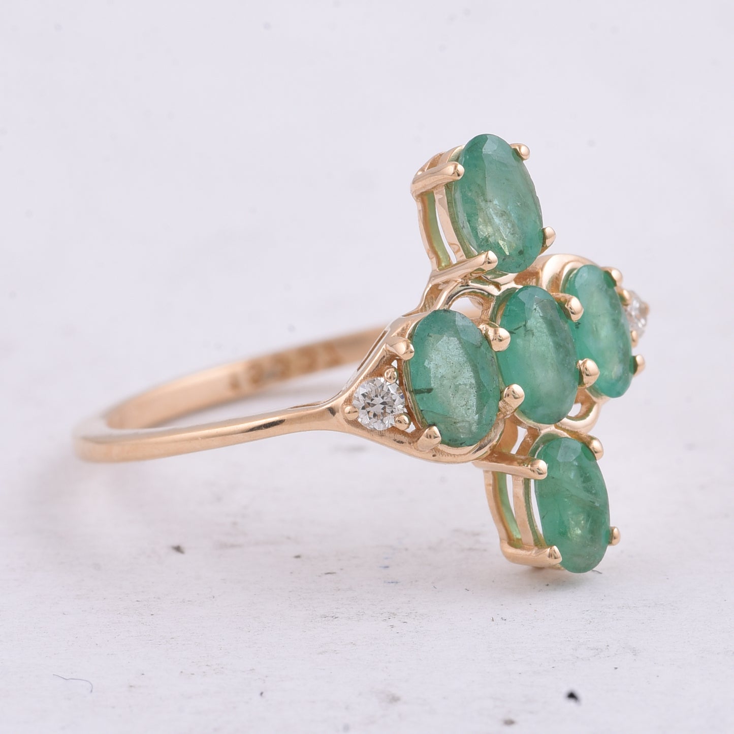 0.93 Ct Oval Natural Emerald 14K Gold Ring
