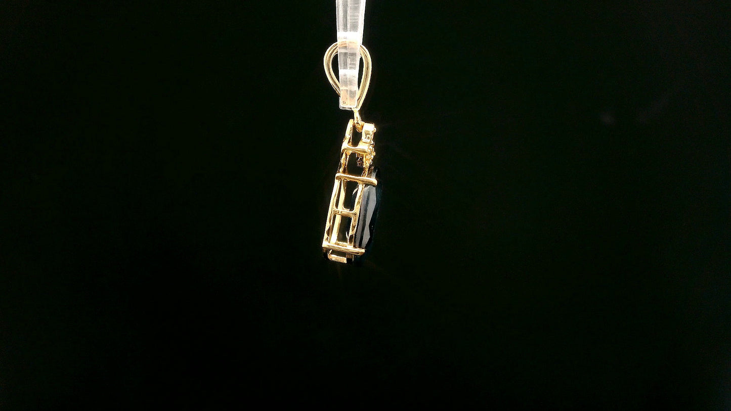 2.07 Ct Oval Mixed Cut Natural Corundum Sapphire 14K Gold Pendant