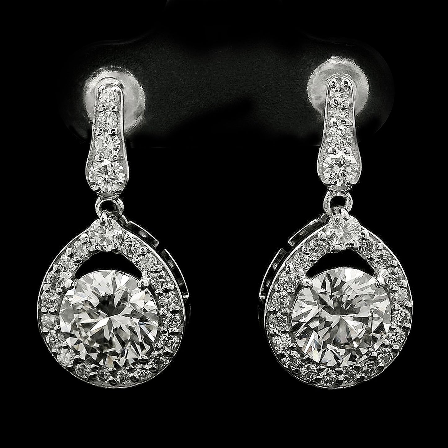 3.79 Carats Lab Grown Diamond 14K Gold Earrings