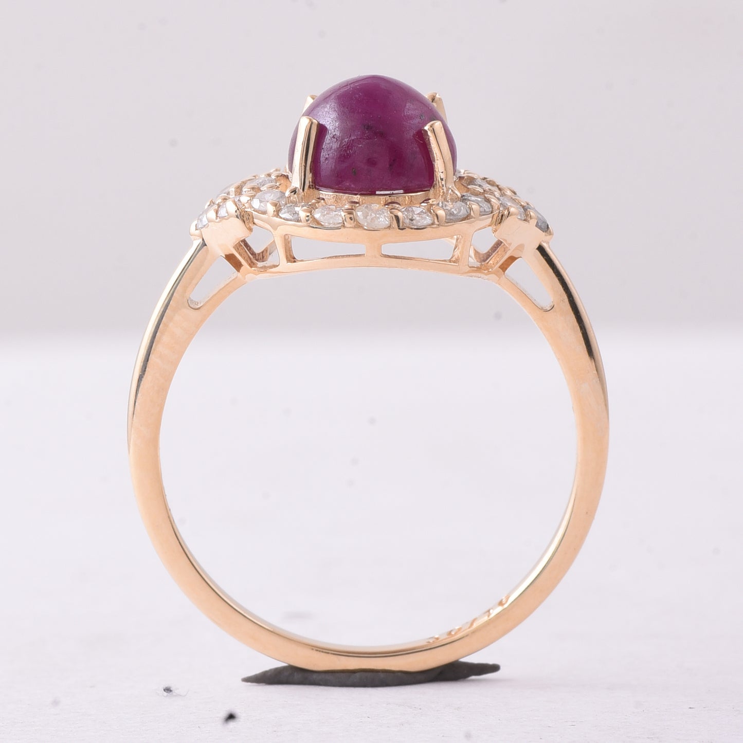 2.71 Ct Round Ruby 9K Gold Ring