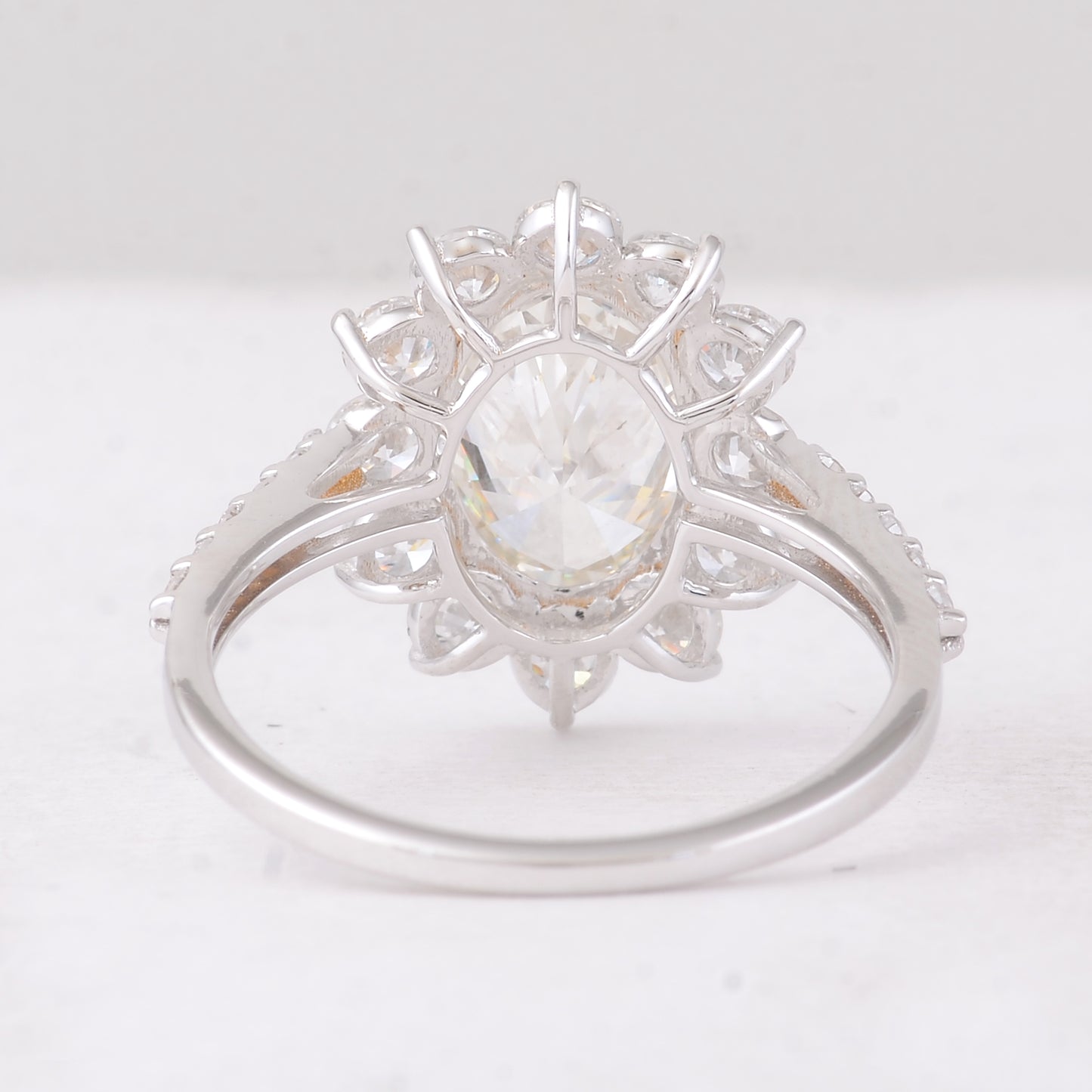 3.23 Carats Lab Grown Diamond 14K Gold Ring