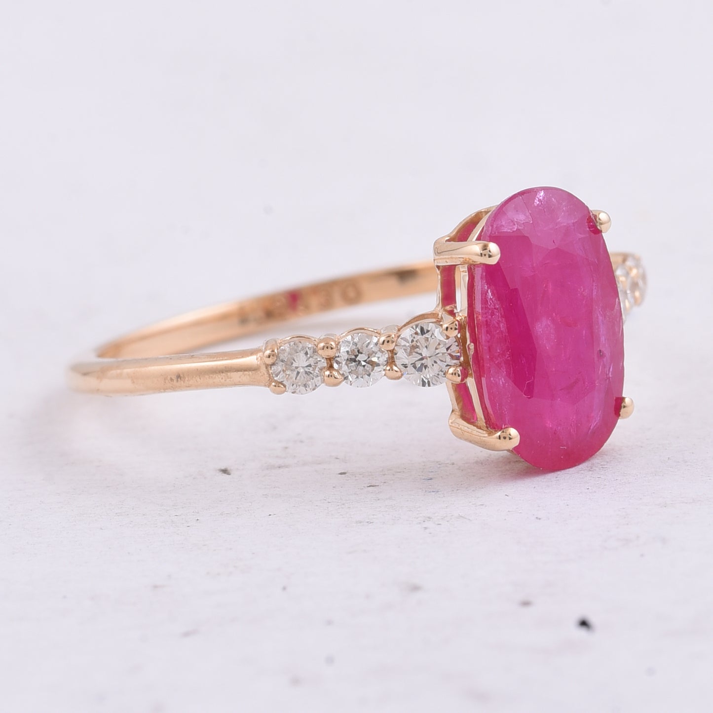 1.55 Ct Oval Natural Ruby 14K Gold Ring