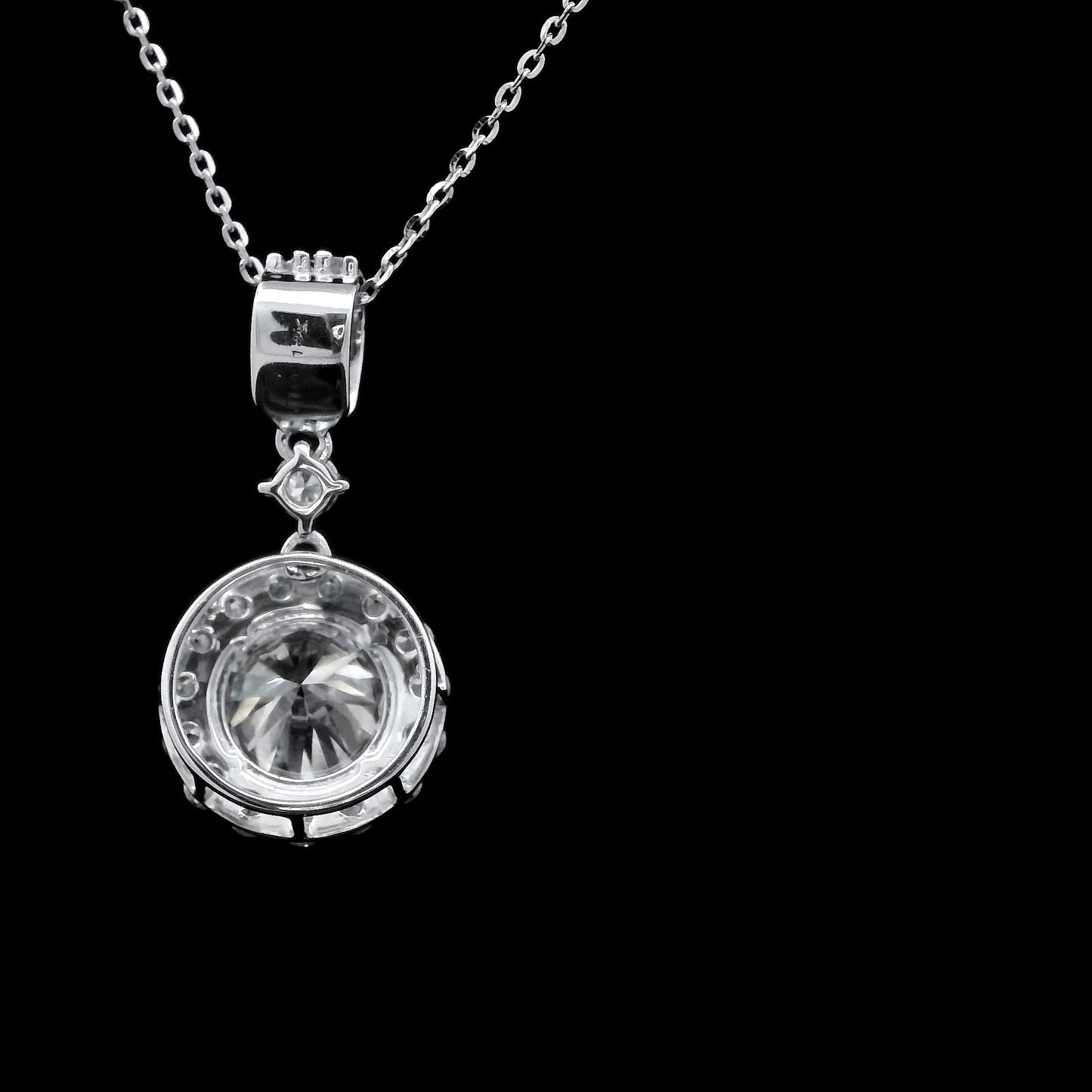 2.42 Carats Lab Grown Diamond 14K Gold Pendant