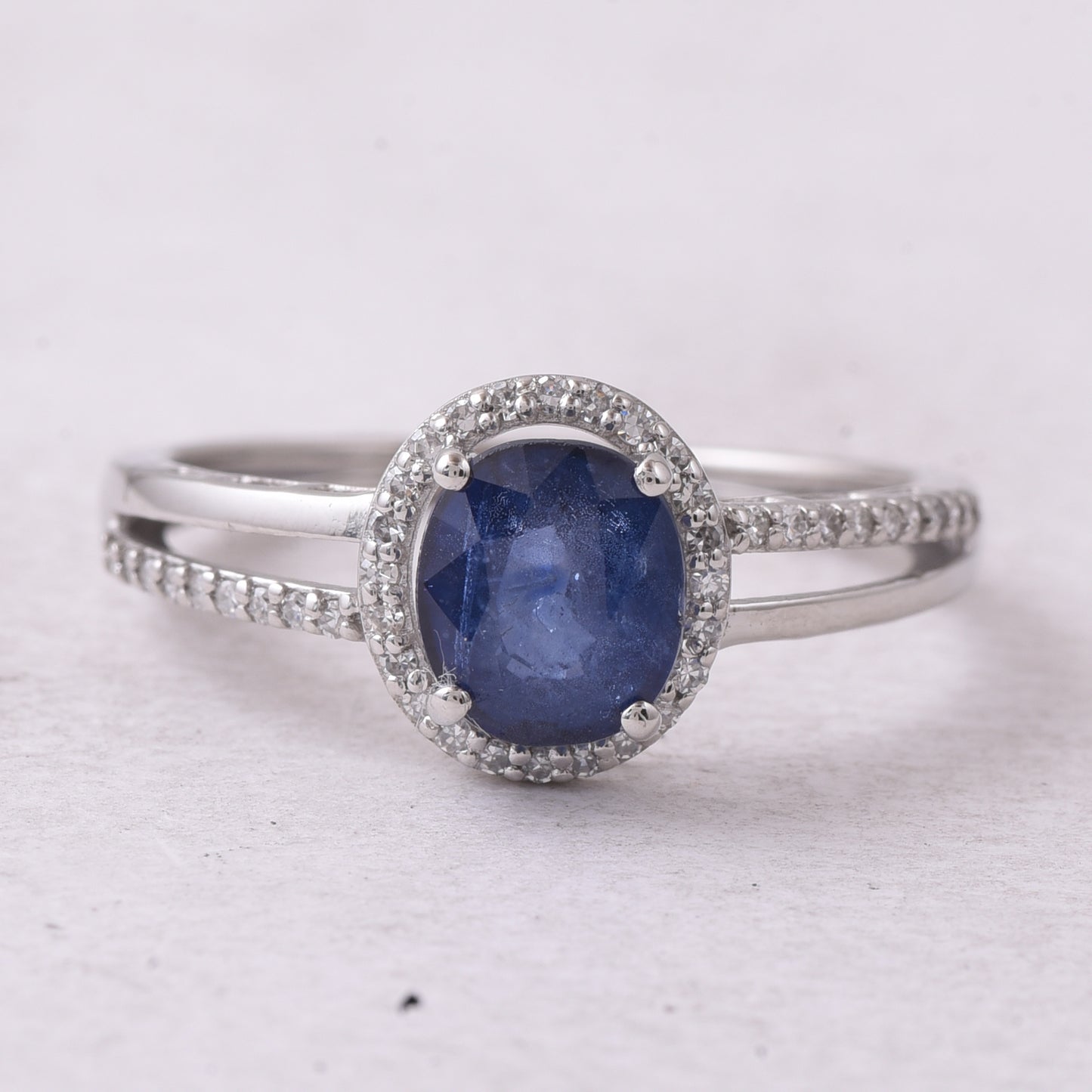 1.75 Ct Oval Mixed Cut Natural Sapphire 950 Platinum Ring