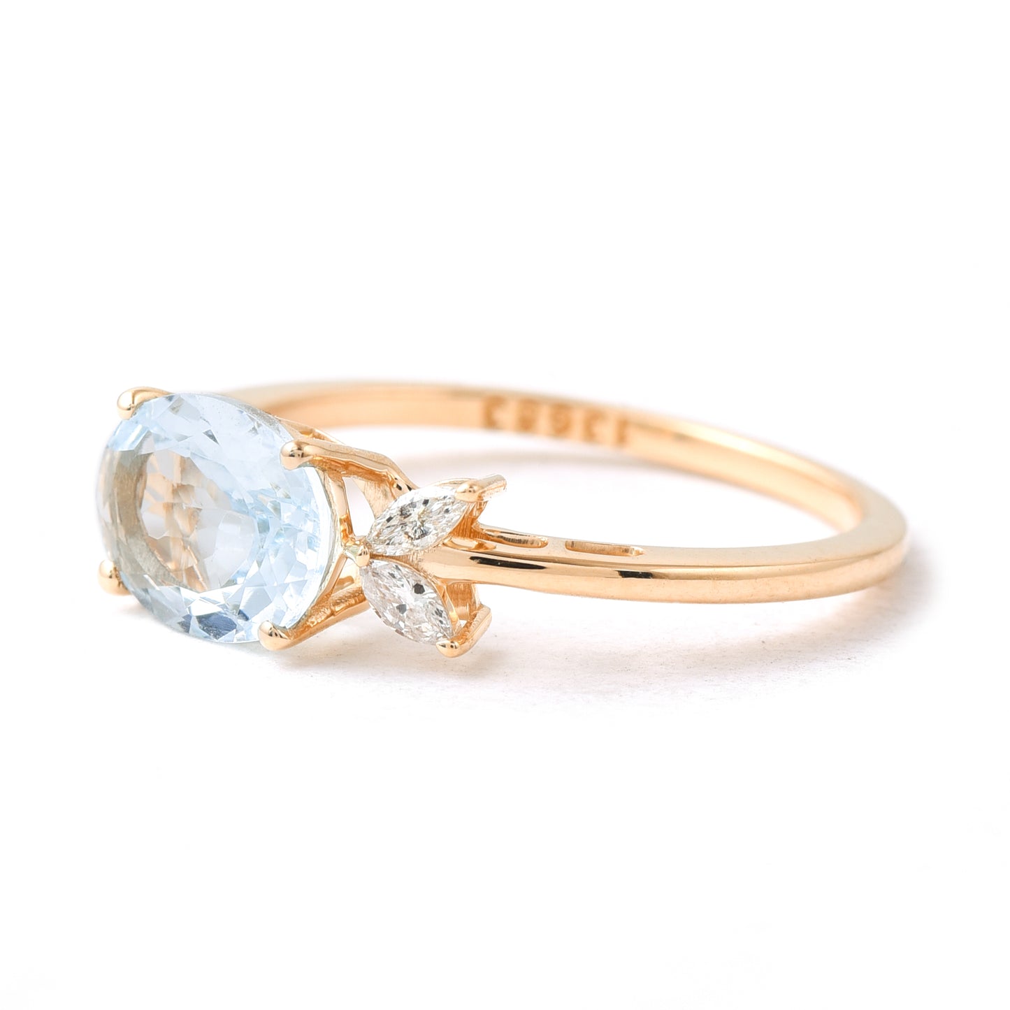 1.73 Ct Oval Mixed Cut Natural Aquamarine 14K Gold Ring