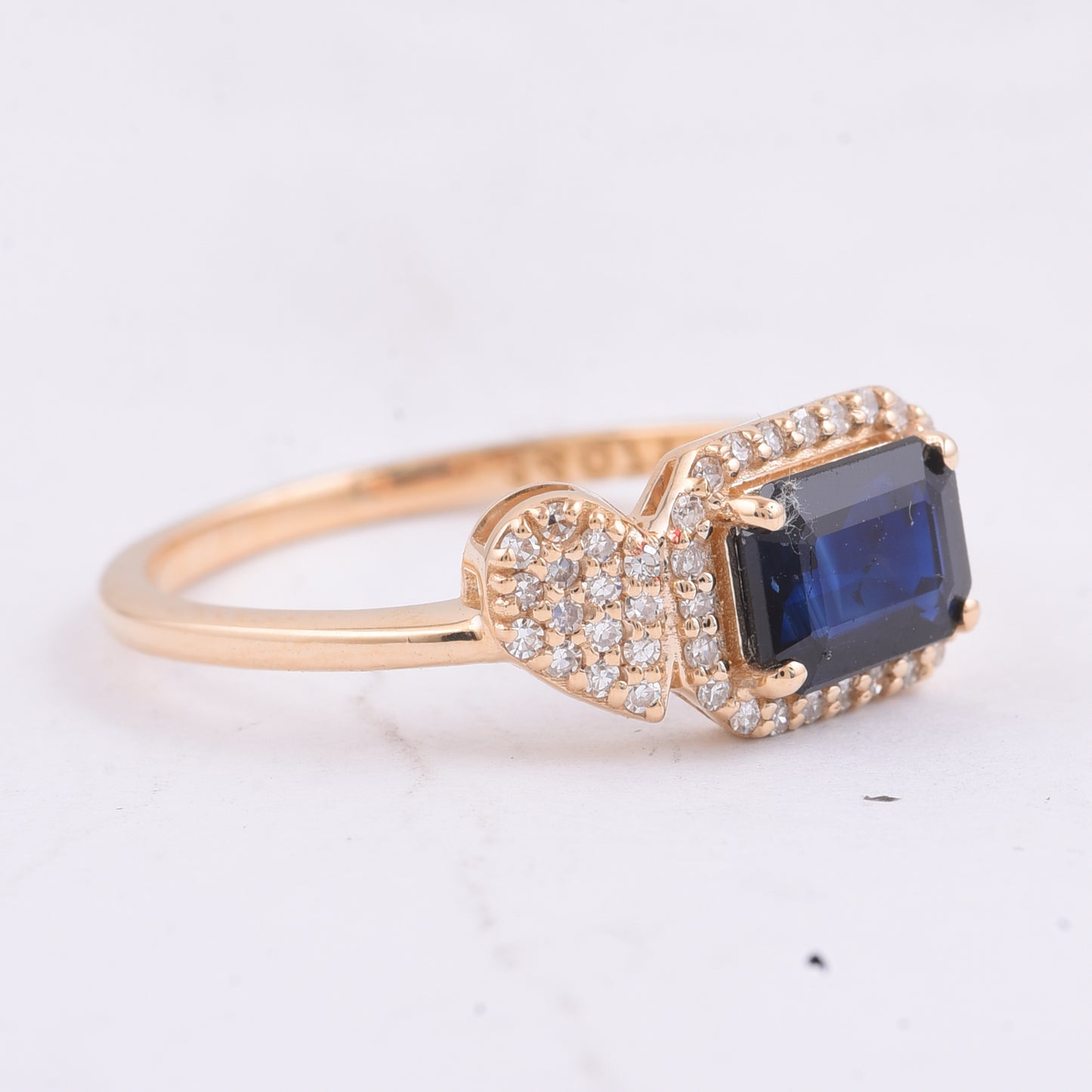 1.03 Ct Octagon Step Cut Natural Sapphire 14K Gold Ring