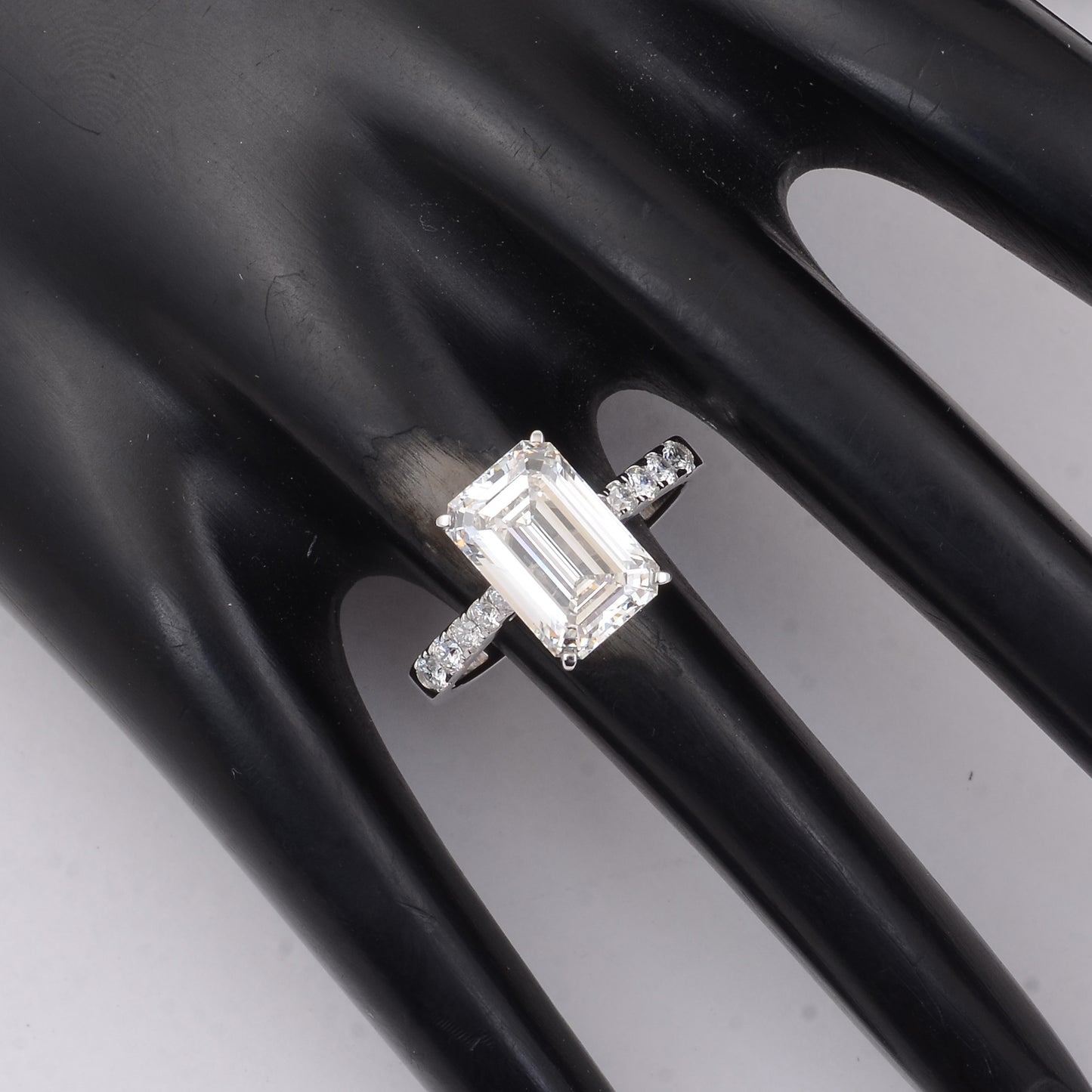 4.34 Carats Lab Grown Diamond 14K Gold Ring