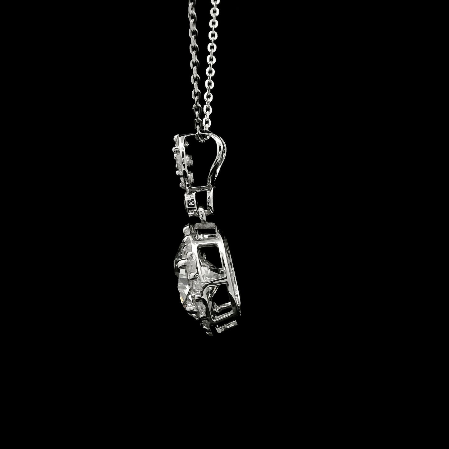 2.49 Carats Lab Grown Diamond 14K Gold Pendant