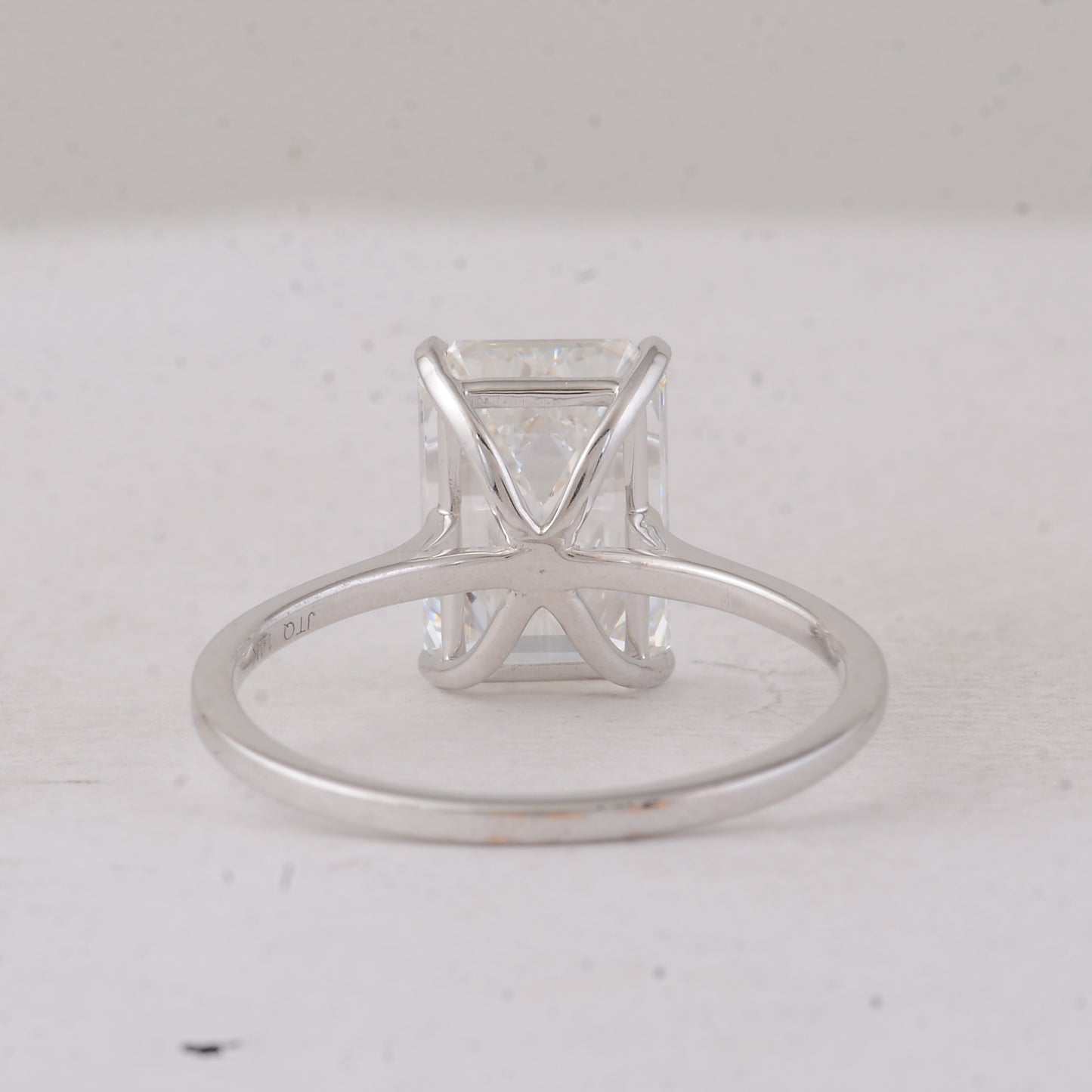 2.55 Carats Lab Grown Diamond 14K Gold Ring