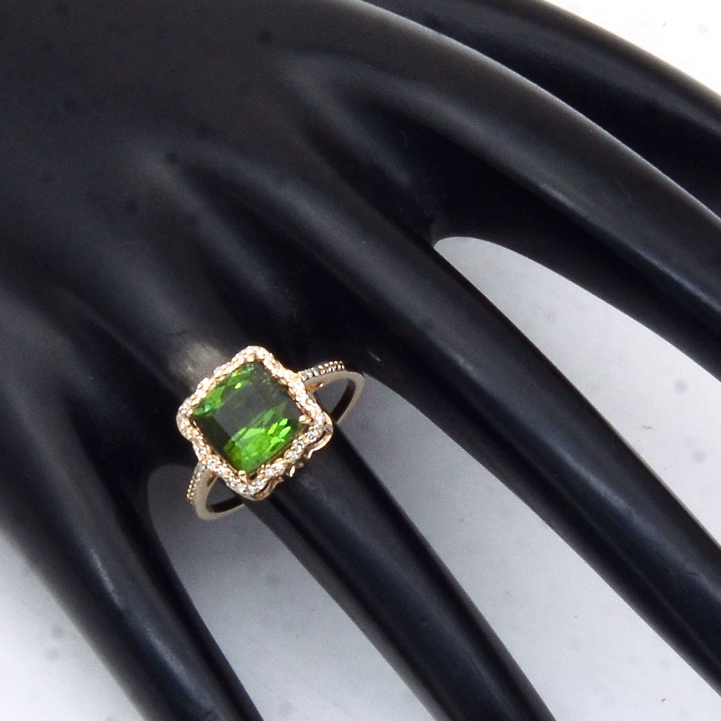 2.76 Ct Cushion Mixed Cut Natural Tourmaline 14K Gold Ring