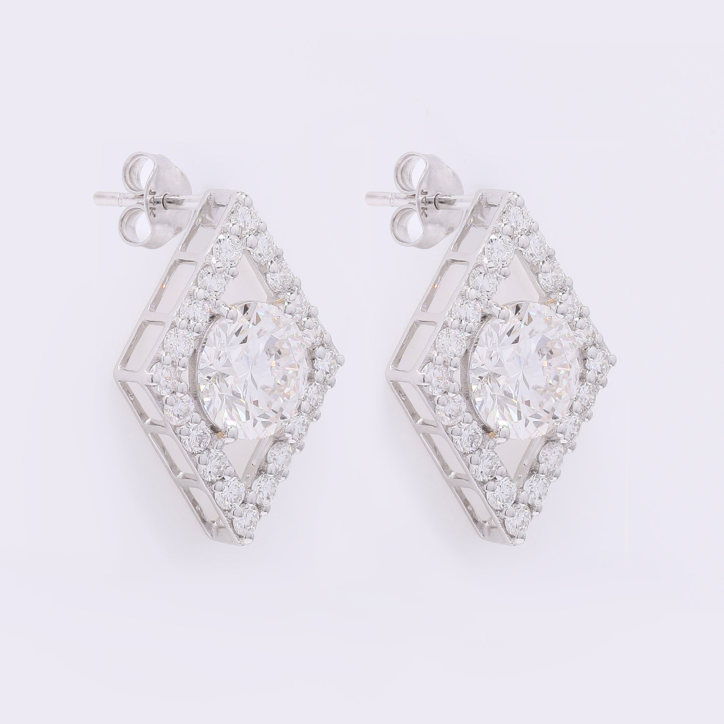 4.25 Carats Lab Grown Diamond 14K Gold Earrings