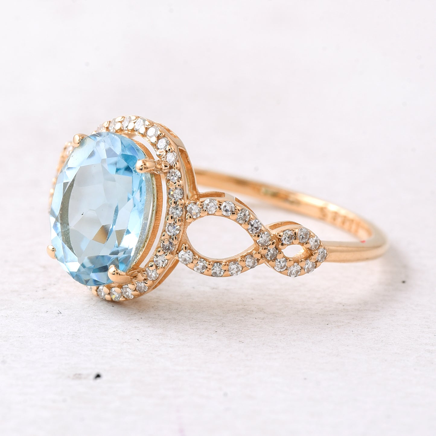 2.48 Ct Oval Mixed Cut Natural Topaz 14K Gold Ring