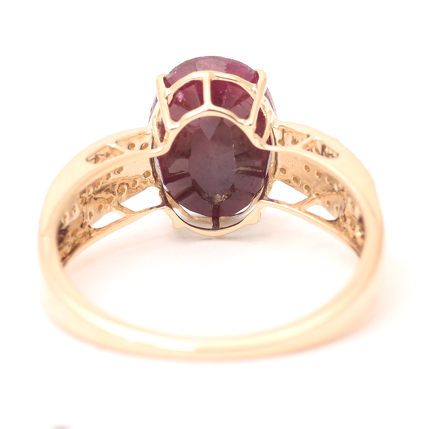 3.79 Ct Oval Mixed Cut Natural Corundum Ruby 14K Gold Ring