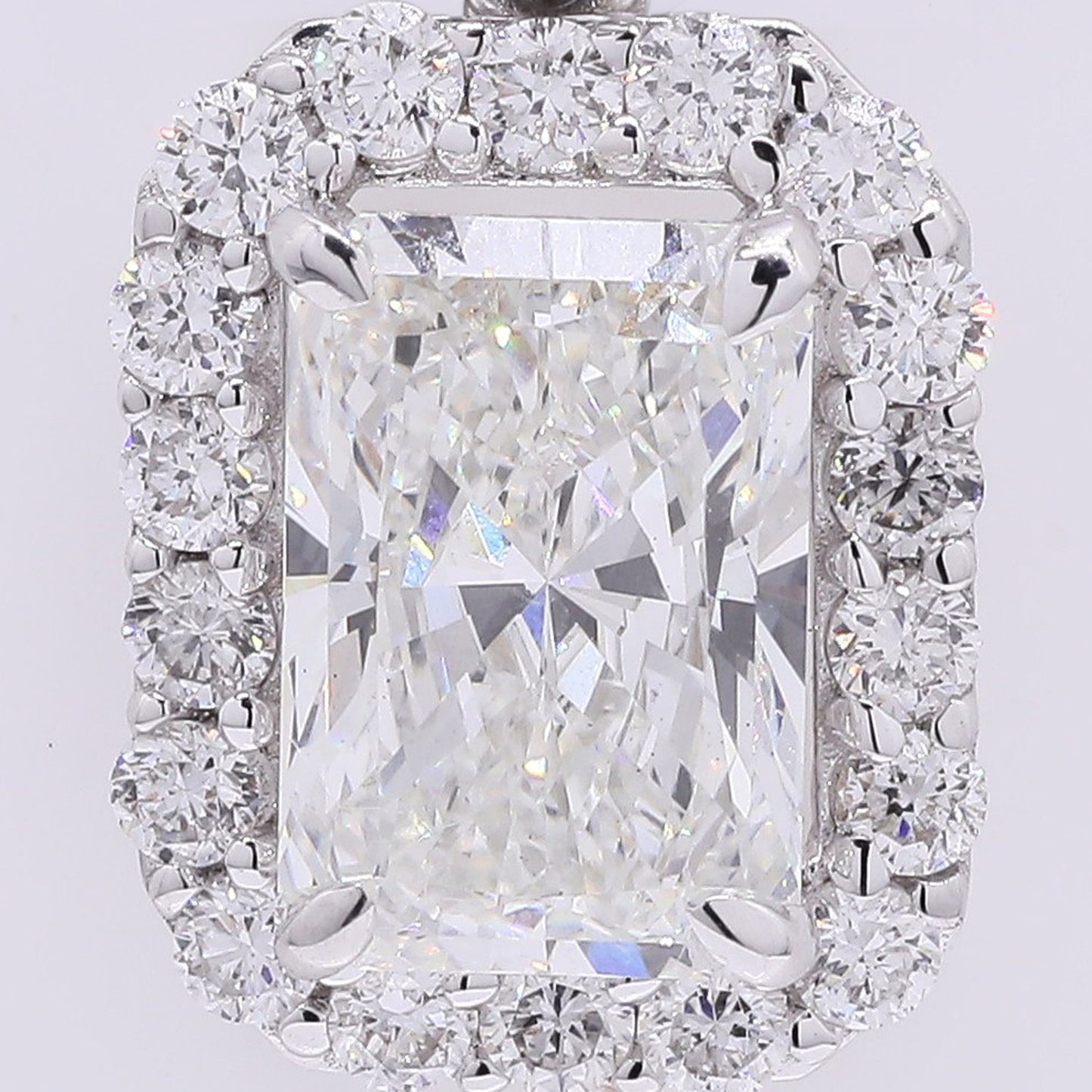 2.33 Carats Lab Grown Diamond 14K Gold Pendant