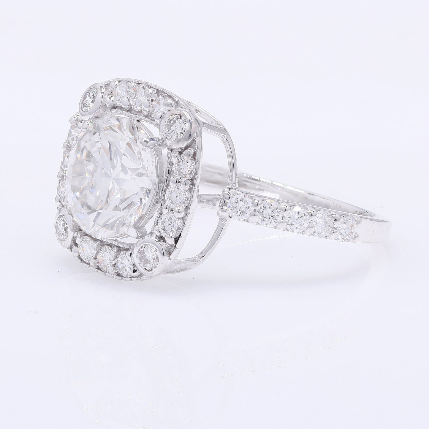 2.85 Carats Lab Grown Diamond 14K Gold Ring