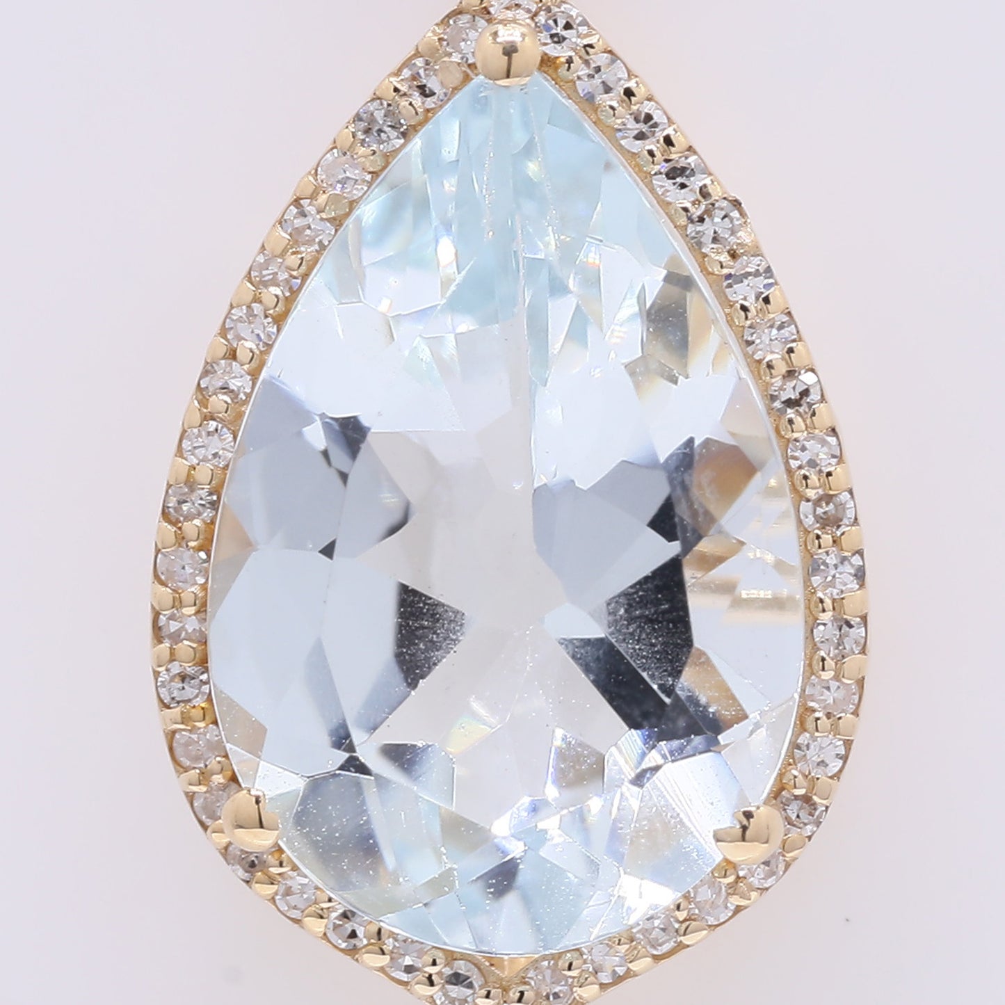 4.72 Ct Pear Mixed Cut Natural Aquamarine 14K Gold Pendant