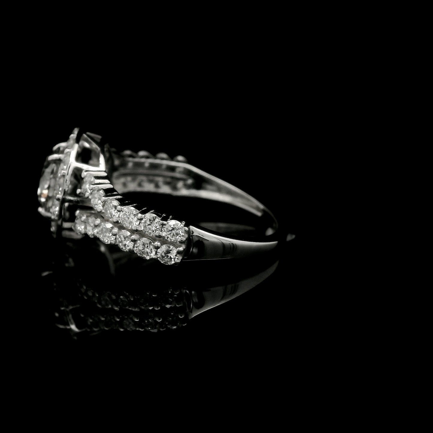 2.05 Carats Lab Grown Diamond 14K Gold Ring